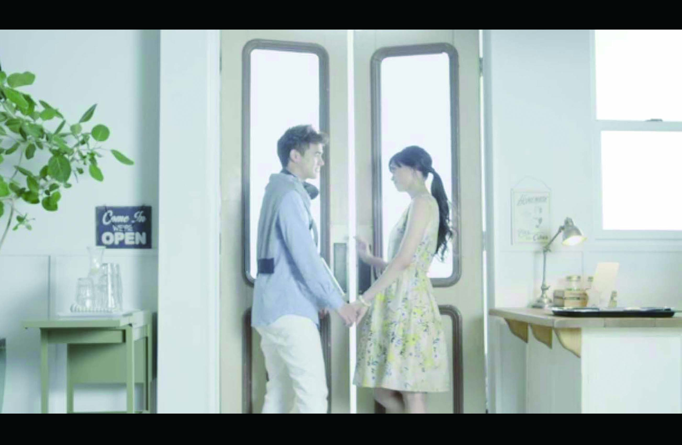 SONY「NFCカフェ編」2013-Contentsmovie｜スタイリスト三宅慶子のムービー